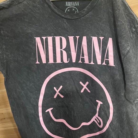 Black And Pink Nirvana T Shirt - Picture 1 of 5